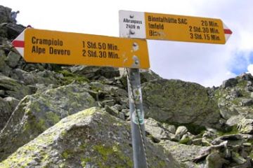 Incontro al passo d'Arbola