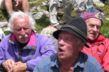 Incontro al passo d'Arbola